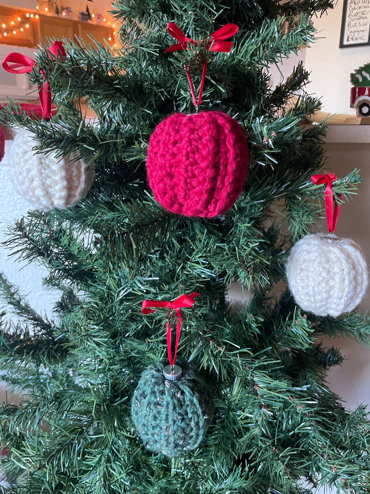 Classic Bauble Ornament